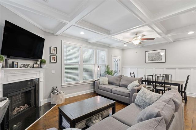 2250 Whiteoak Drive SE, Smyrna, GA 30080