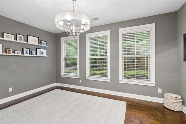 2250 Whiteoak Drive SE, Smyrna, GA 30080