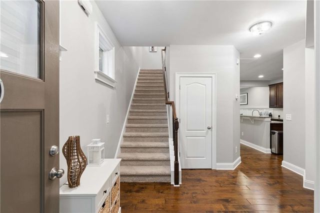 2250 Whiteoak Drive SE, Smyrna, GA 30080