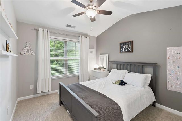 2250 Whiteoak Drive SE, Smyrna, GA 30080
