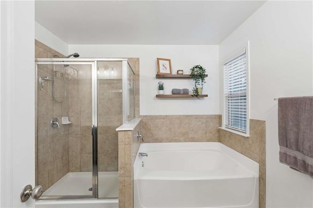 2250 Whiteoak Drive SE, Smyrna, GA 30080