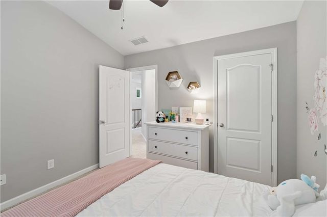 2250 Whiteoak Drive SE, Smyrna, GA 30080
