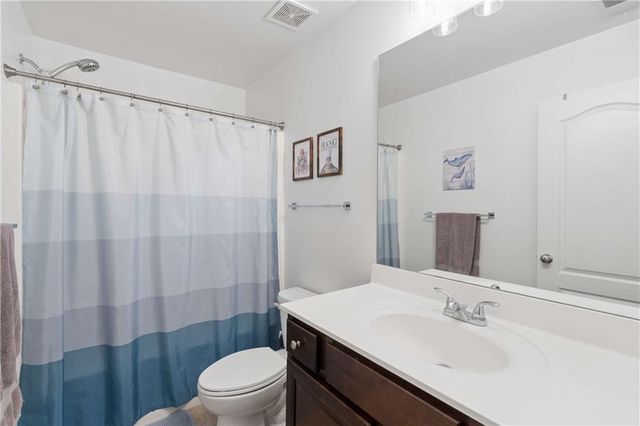 2250 Whiteoak Drive SE, Smyrna, GA 30080