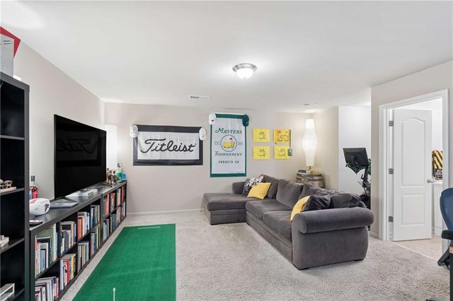 2250 Whiteoak Drive SE, Smyrna, GA 30080