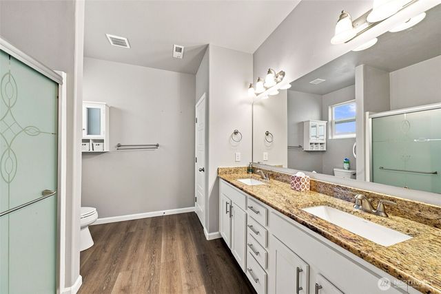 19220 Village Court E, Bonney Lake, WA 98391