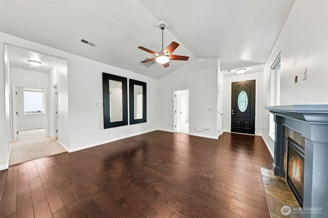 19220 Village Court E, Bonney Lake, WA 98391