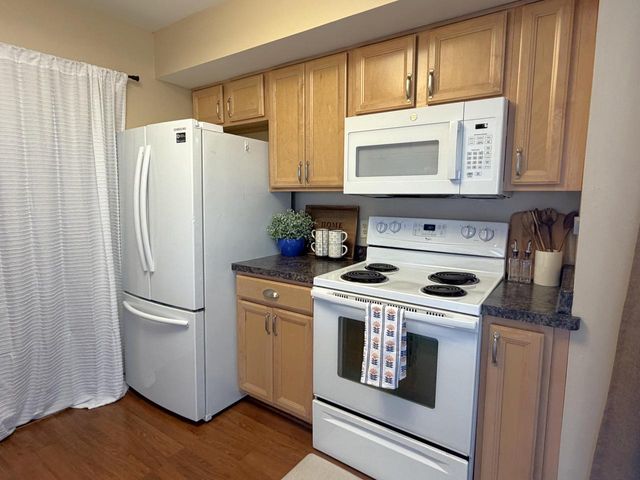 73 University DRIVE, Fond Du Lac, WI 54935