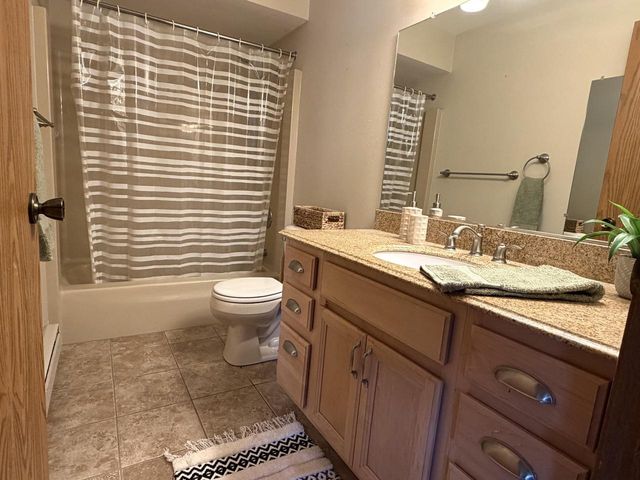 73 University DRIVE, Fond Du Lac, WI 54935