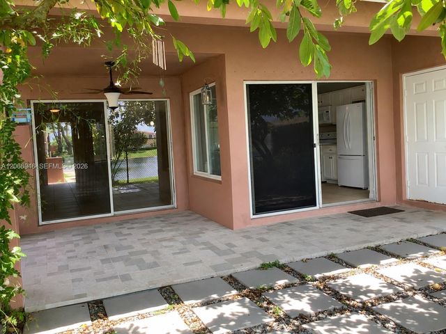 7050 SW 164th Court, Miami, FL 33193