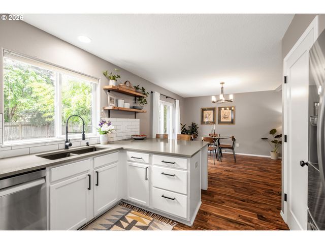 2741 N WILLIS Blvd, Portland, OR 97217