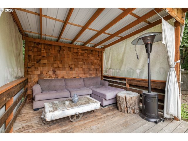 2741 N WILLIS Blvd, Portland, OR 97217