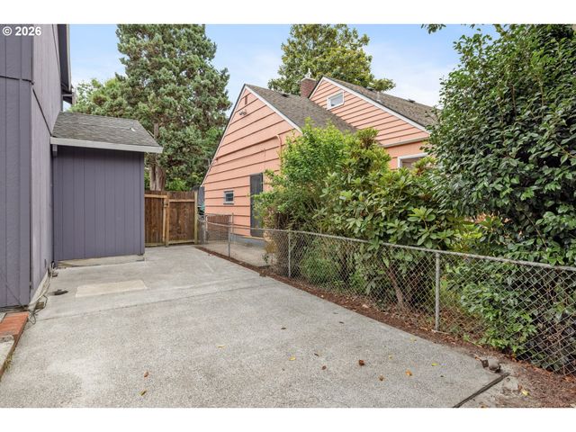 2741 N WILLIS Blvd, Portland, OR 97217
