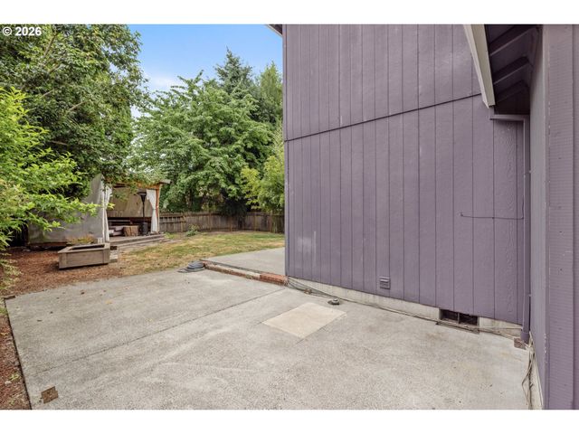 2741 N WILLIS Blvd, Portland, OR 97217