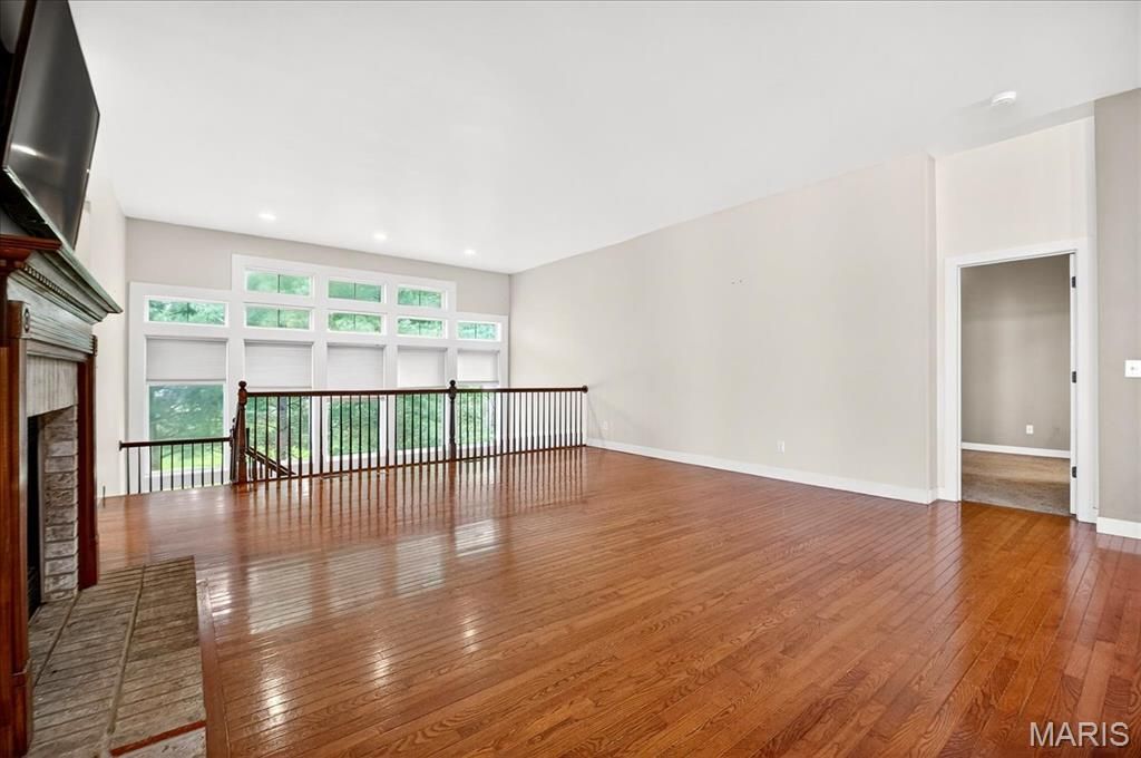 Image 11 of property listing at 1336 Forest Way, Wentzville, MO 63385