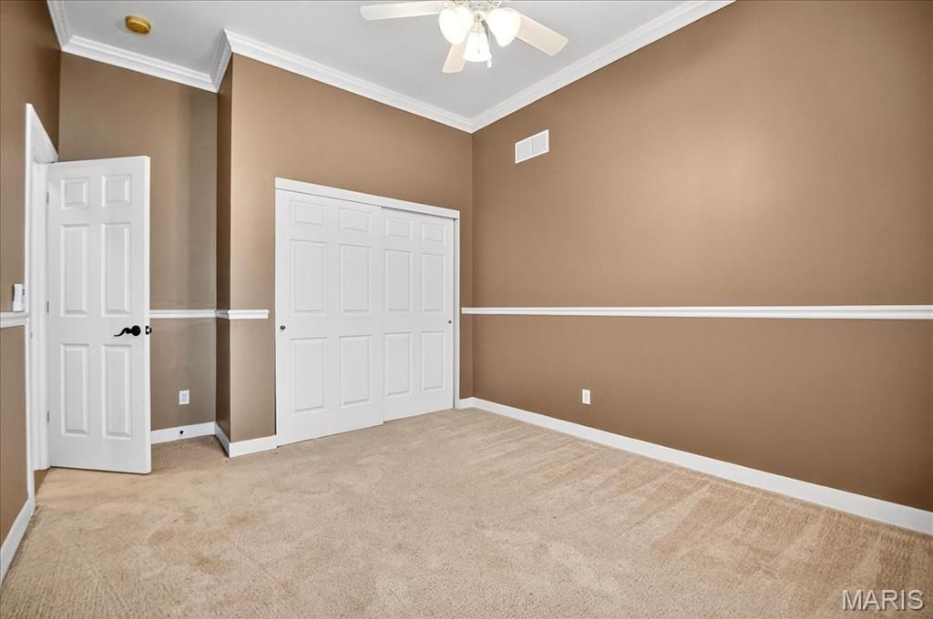 Image 17 of property listing at 1336 Forest Way, Wentzville, MO 63385