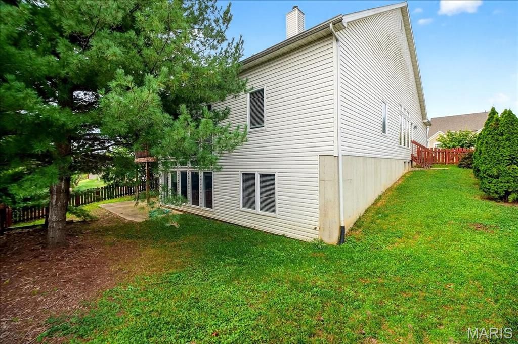 Image 35 of property listing at 1336 Forest Way, Wentzville, MO 63385