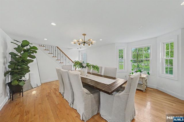 11 Hanover Place, Glen Rock, NJ 07452