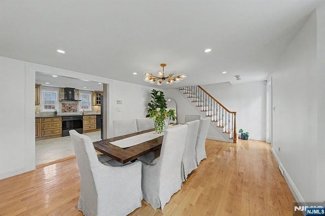 11 Hanover Place, Glen Rock, NJ 07452