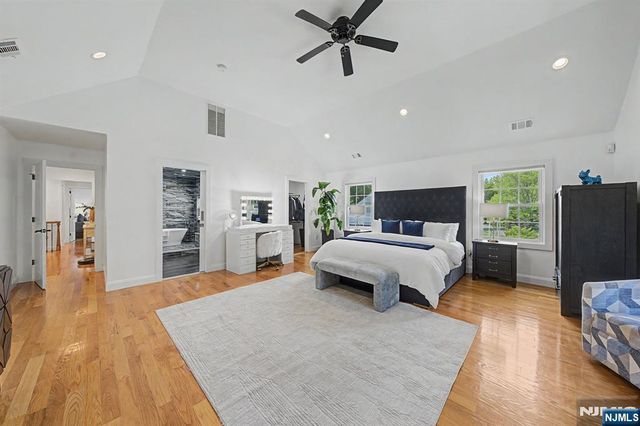 11 Hanover Place, Glen Rock, NJ 07452