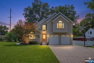 11 Hanover Place, Glen Rock, NJ 07452