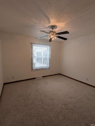 11497 N Biscayne Lane, Cromwell, IN 46732