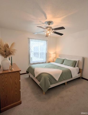 11497 N Biscayne Lane, Cromwell, IN 46732