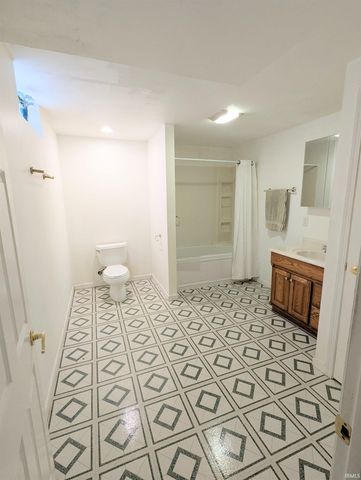 11497 N Biscayne Lane, Cromwell, IN 46732