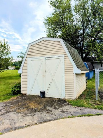 11497 N Biscayne Lane, Cromwell, IN 46732