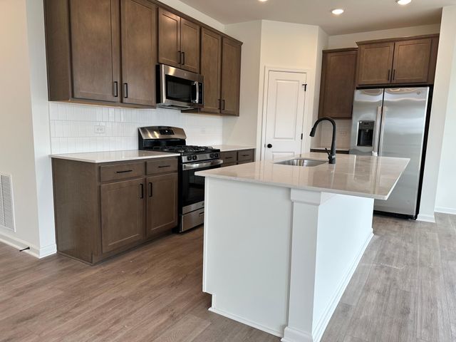 1691 Tyrone Drive, Shakopee, MN 55379