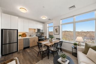 180 Telford 613, Boston, MA 02135
