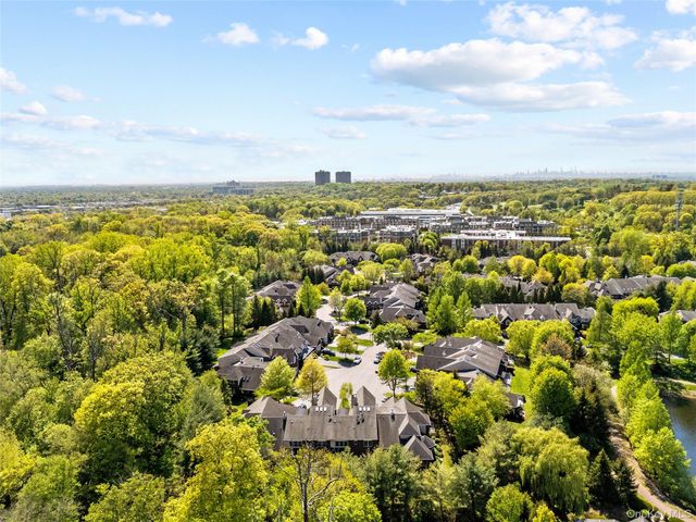 11 Belvedere Court, Manhasset, NY 11030
