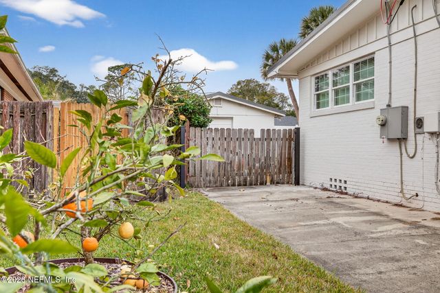 4906 KING RICHARD Road, Jacksonville, FL 32210