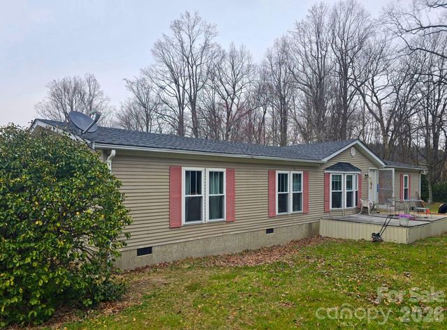 215 Lane Road, Flat Rock, NC 28731
