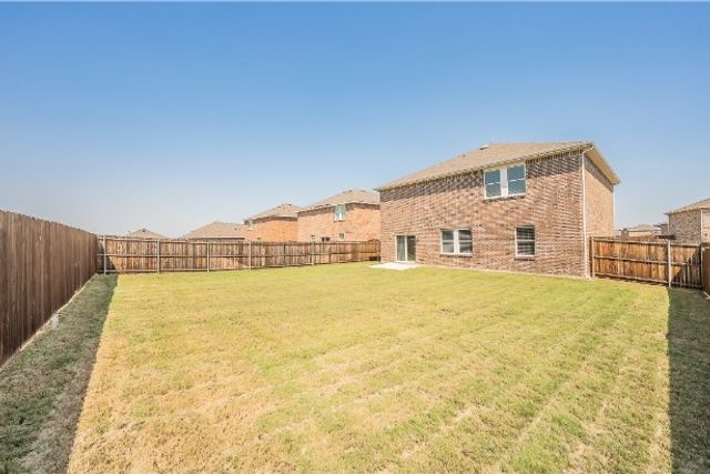 8 Winship Drive, Edgecliff Village, TX 76134