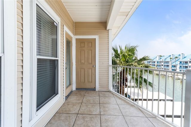 14427 Compass St B-14, Corpus Christi, TX 78418