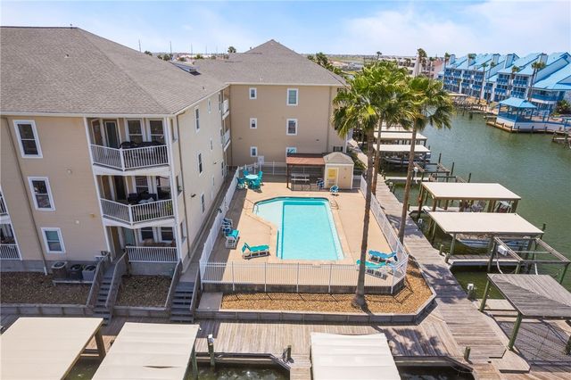 14427 Compass St B-14, Corpus Christi, TX 78418