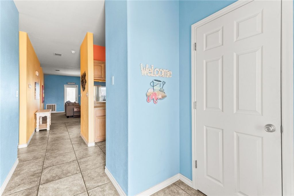 14427 Compass St B-14, Corpus Christi, TX 78418 — photo 4
