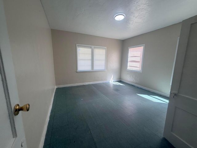 504 El Prado, West Palm Beach, FL 33405