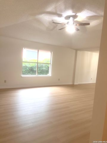 1635 Canyon Parke Dr, San Antonio, TX 78232