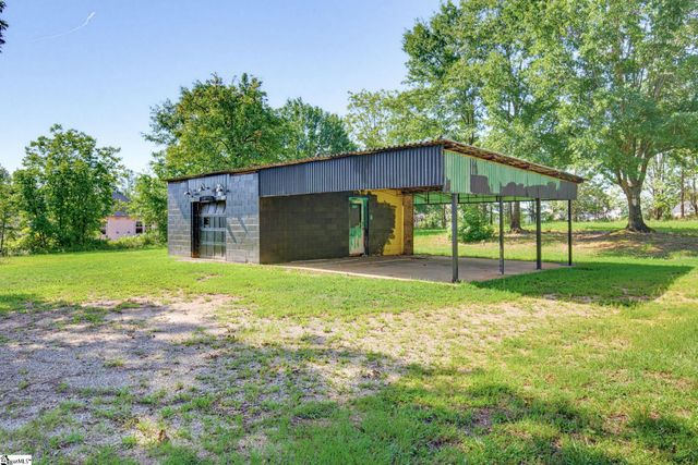 520 Standing Springs Road, Greenville, SC 29605