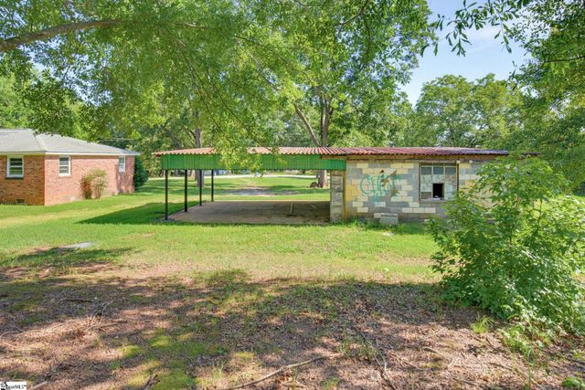 520 Standing Springs Road, Greenville, SC 29605