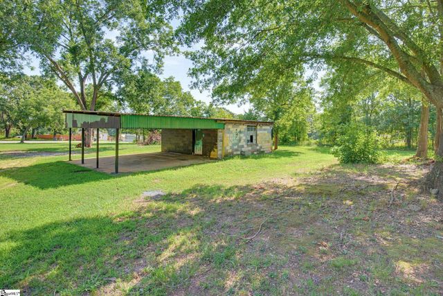 520 Standing Springs Road, Greenville, SC 29605