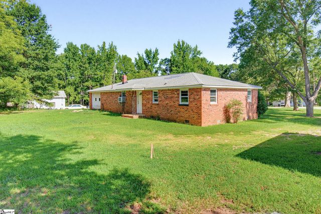 520 Standing Springs Road, Greenville, SC 29605