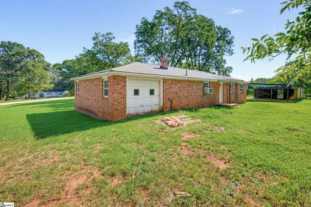 520 Standing Springs Road, Greenville, SC 29605