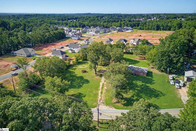 520 Standing Springs Road, Greenville, SC 29605