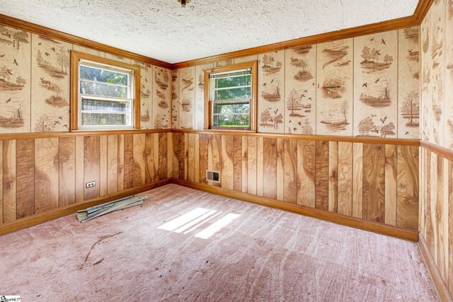 520 Standing Springs Road, Greenville, SC 29605