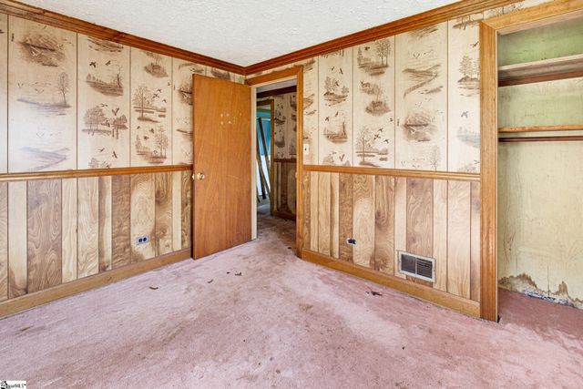 520 Standing Springs Road, Greenville, SC 29605