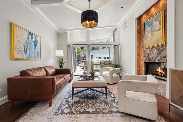 887 Berkshire NE Road, Atlanta, GA 30324