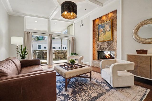 887 Berkshire NE Road, Atlanta, GA 30324