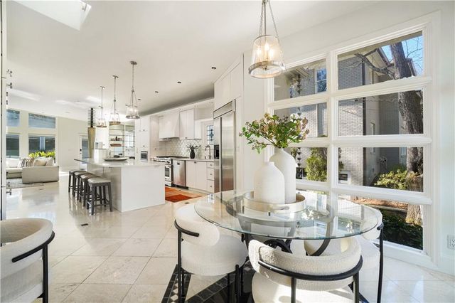 887 Berkshire NE Road, Atlanta, GA 30324